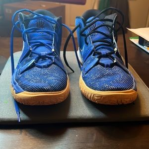 Kyries basketball shoes